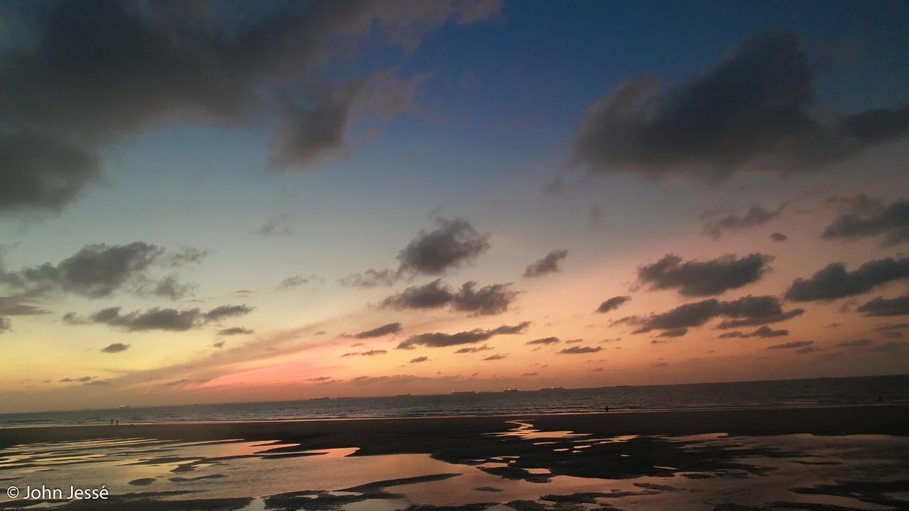 Fim de tarde na Praia do Araçagi em São José de Ribamar